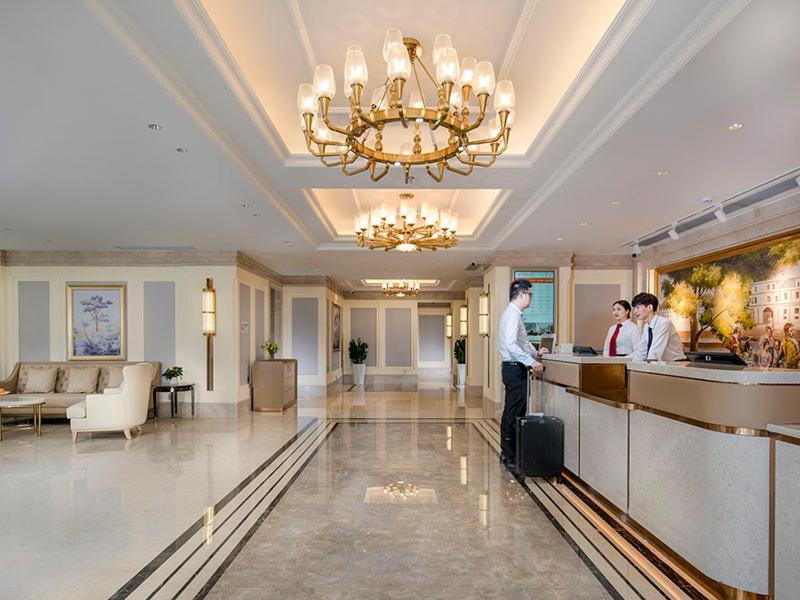 Vienna 3 Best Hotel Shenzhen Airong Road Exteriér fotografie